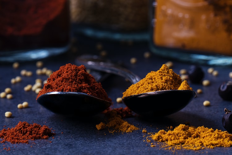 Preparing Your Own Powdered Spices Are Easy